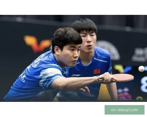 利物浦欲引范德芬 热刺合同遭拒